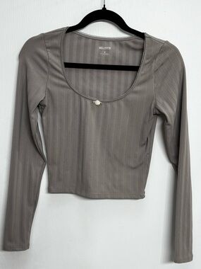Hollister Women's Taupe Ribbed Scoop-Neck Long Sleeve Top